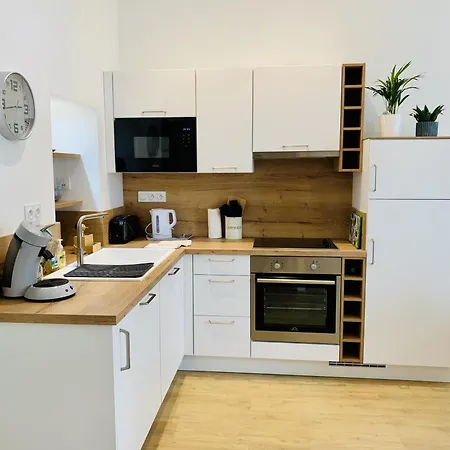 Apartment Le Saint Claude, Refait A Neuf La Rochelle (Charente-Maritime)